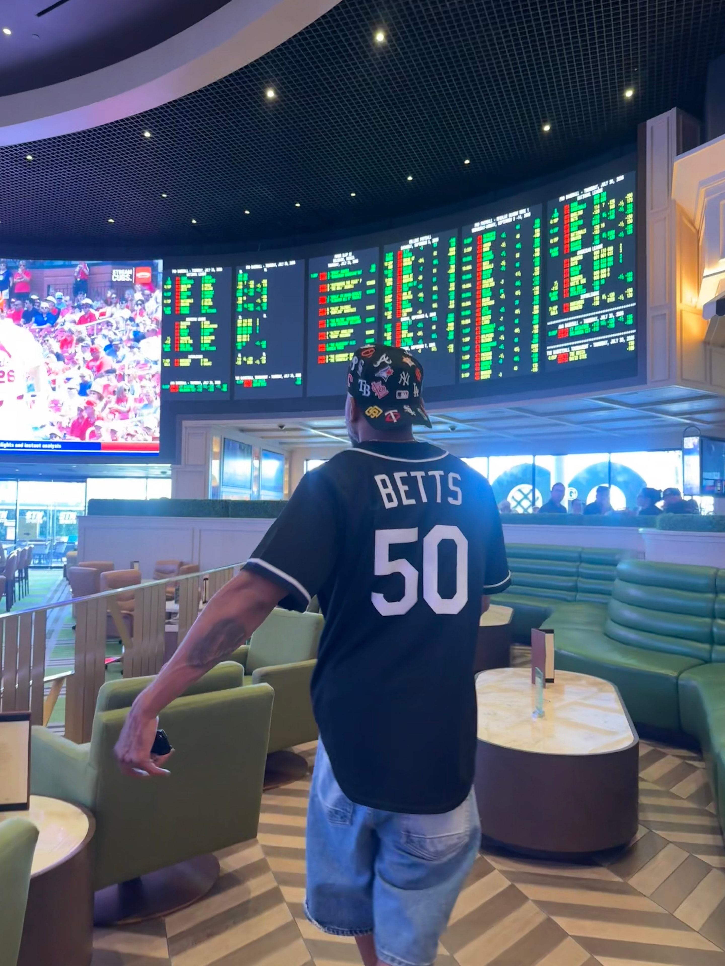 The Bull — Las Vegas-trained sports betting consultant